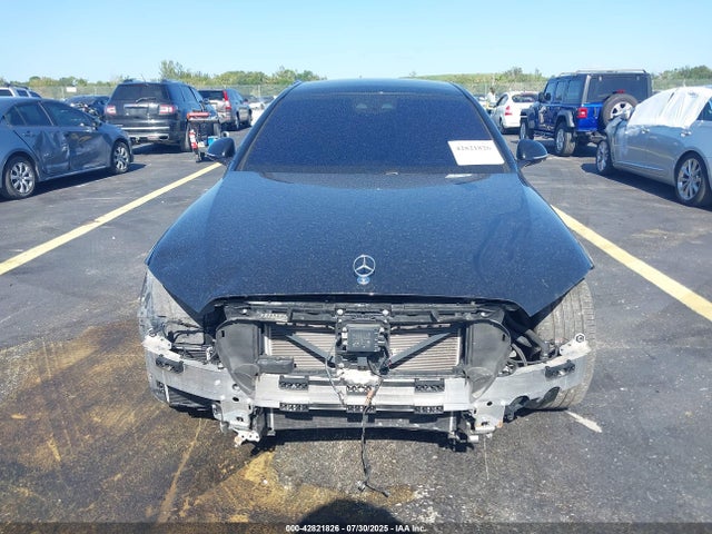 W1K6G7GB7MA027899 Mercedes-Benz m176