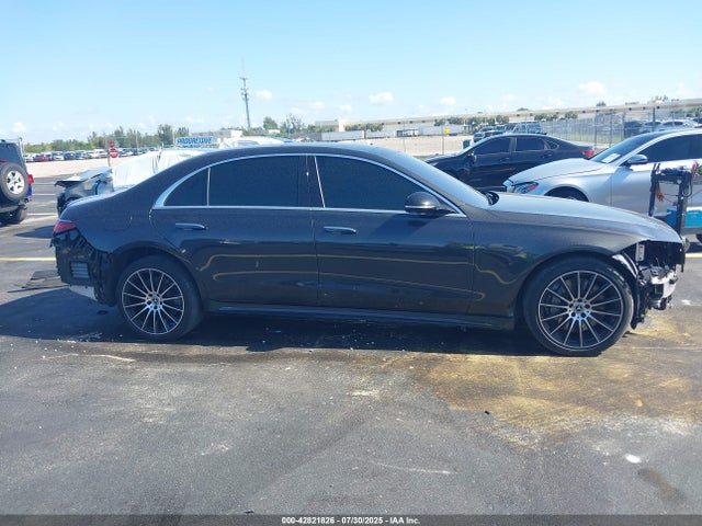 W1K6G7GB7MA027899 Mercedes-Benz m176