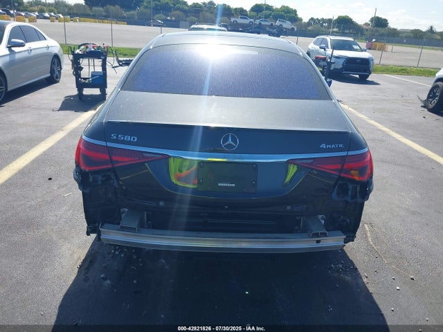 W1K6G7GB7MA027899 Mercedes-Benz m176