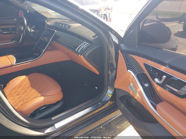 W1K6G7GB7MA027899 Mercedes-Benz m176
