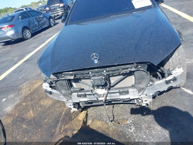 W1K6G7GB7MA027899 Mercedes-Benz m176