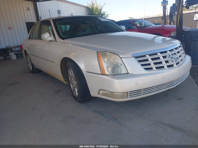 2011 CADILLAC DTS 1G6KH5E61BU117340 Photo 0