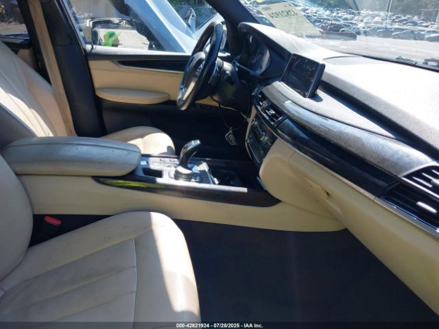 2018 BMW X5 5UXKR0C55J0X94287 Photo 4