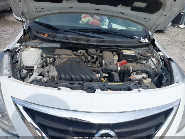 Nissan Versa 2019 3N1CN7AP0KL815679 Image 10