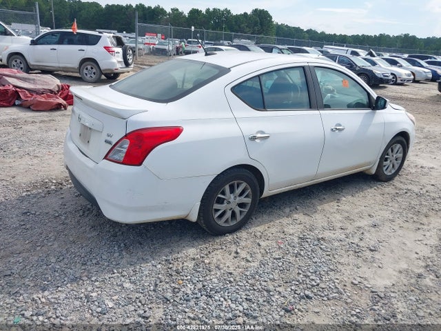 Nissan Versa 2019 3N1CN7AP0KL815679 Image 4
