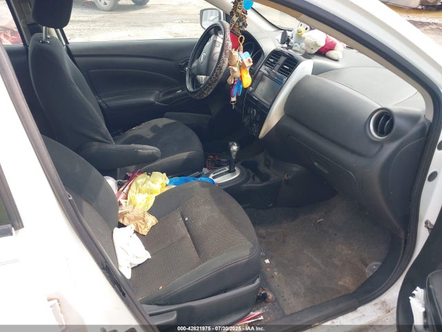 Nissan Versa 2019 3N1CN7AP0KL815679 Image 5