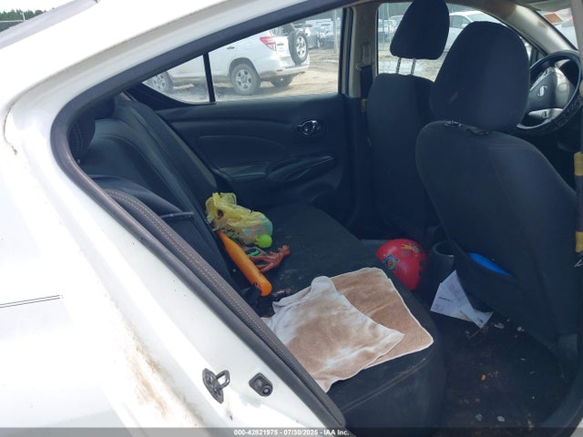Nissan Versa 2019 3N1CN7AP0KL815679 Image 8