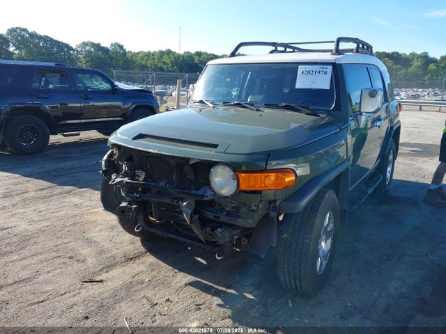 Продажа на аукционе авто 2010 Toyota Fj Cruiser, vin: JTEBU4BF0AK087986, номер лота: 42821978