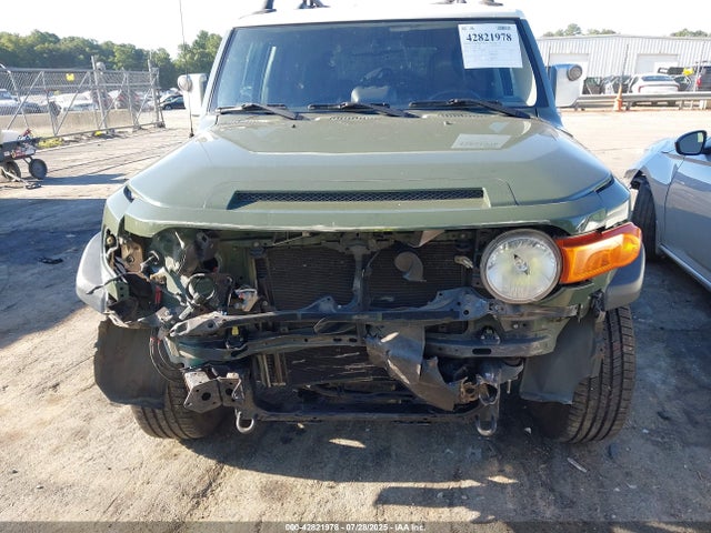 Продажа на аукционе авто 2010 Toyota Fj Cruiser, vin: JTEBU4BF0AK087986, номер лота: 42821978