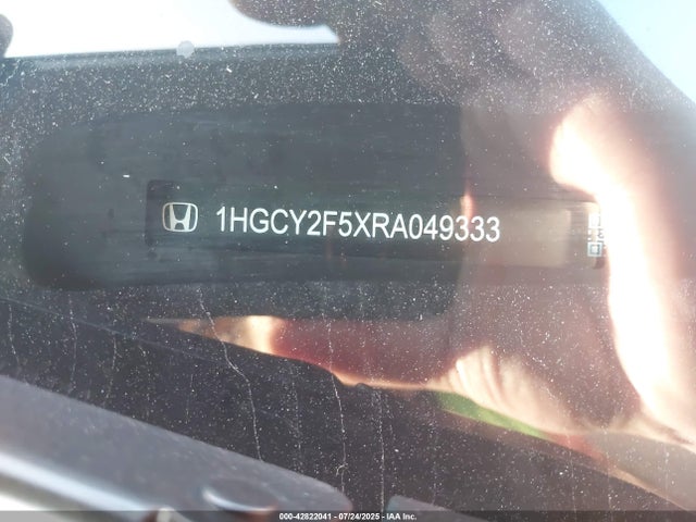 1HGCY2F5XRA049333 Honda lfc5