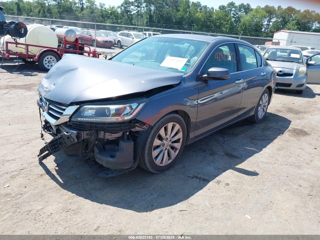 Honda k24w1 2014 1HGCR2F76EA087831 Image 2