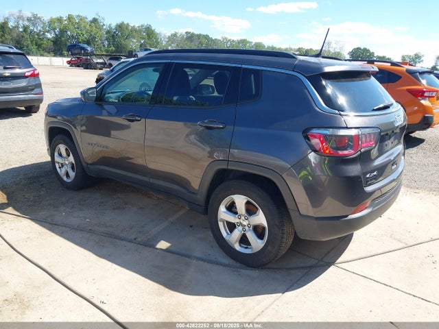 2020 Jeep Compass Latitude 4x4 მანქანა იყიდება აუქციონზე, vin: 3C4NJDBB0LT163828, აუქციონის ნომერი: 42822252
