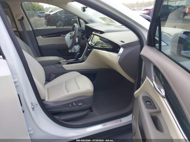 2025 CADILLAC XT6 1GYKPCRS7SZ115990 Photo 4