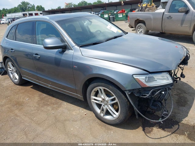 2014 AUDI Q5 WA1DGAFP4EA130611 Photo 0