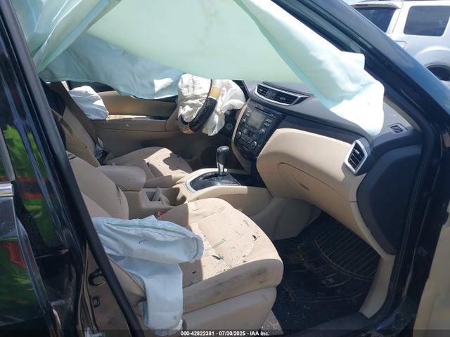 JN8AT2MT8GW004000 Nissan Rogue