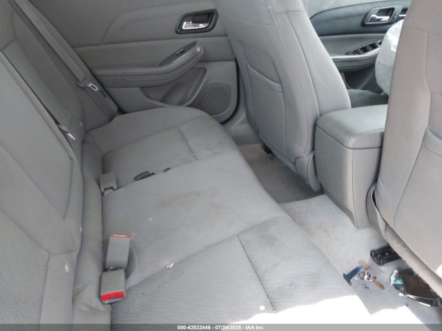 Chevrolet lkw 2015 1G11A5SL0FF107070 Image 8