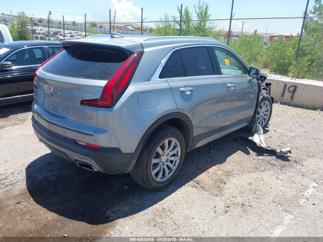 2023 CADILLAC XT4 1GYFZDR42PF217886 Photo 3