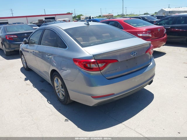 5NPE24AF4HH531632 Hyundai 2017