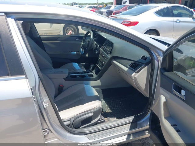 5NPE24AF4HH531632 Hyundai 2017