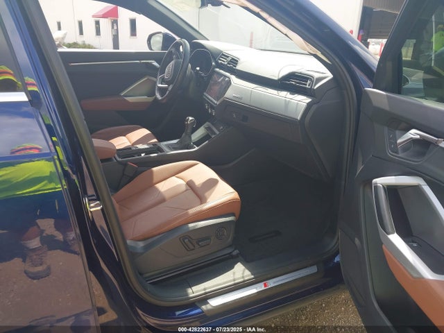 2021 AUDI Q3 WA1DECF38M1021629 Photo 4
