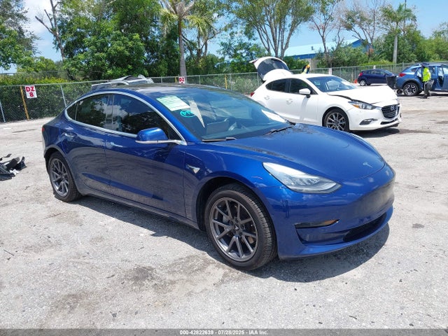 2019 TESLA MODEL 3 5YJ3E1EA9KF321822 Photo 0