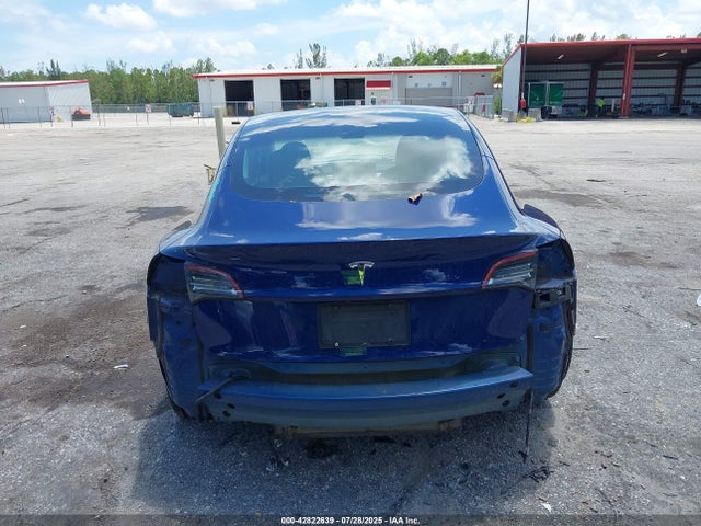 Tesla 2019 2019 5YJ3E1EA9KF321822 Image 17