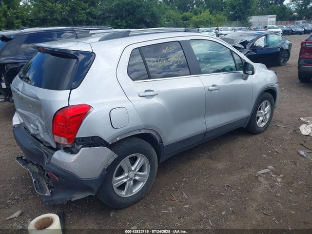 Chevrolet LUV 2015 3GNCJLSB3FL242908 Image 4