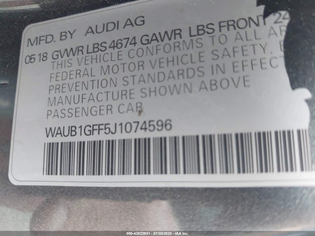 2018 AUDI S3 WAUB1GFF5J1074596 Photo 8