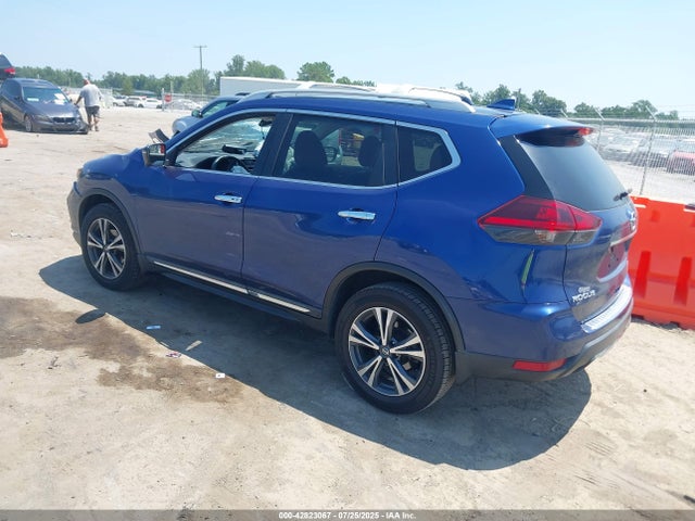 5N1AT2MV8JC825731 Nissan Rogue