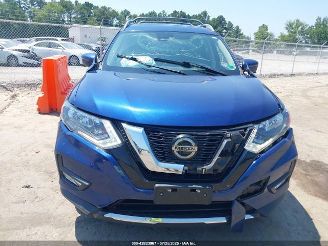 5N1AT2MV8JC825731 Nissan Rogue