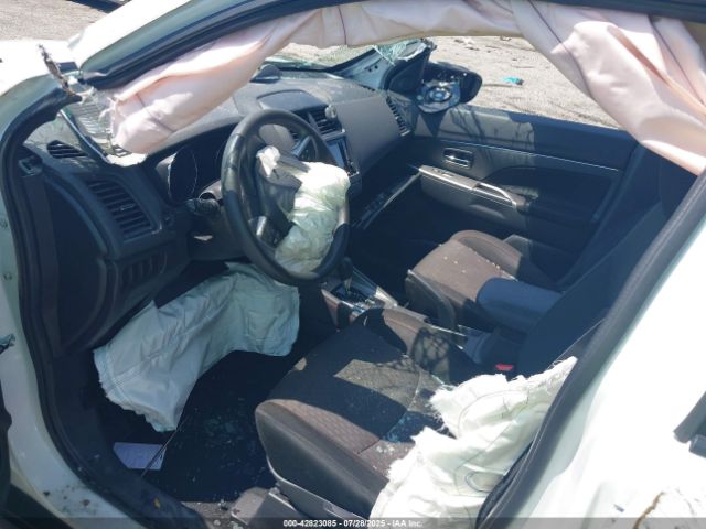 2019 MITSUBISHI OUTLANDER SPORT JA4AR3AU6KU036116 Photo 4