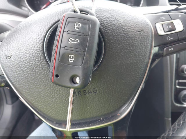 1VWAA7A34JC030280 Volkswagen 2.0 tsi