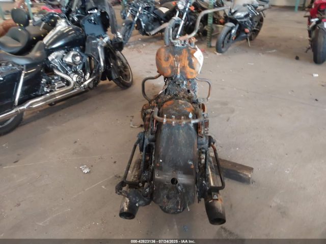 2018 HARLEY-DAVIDSON FLHRXS 1HD1KVC14JB607796 Photo 5