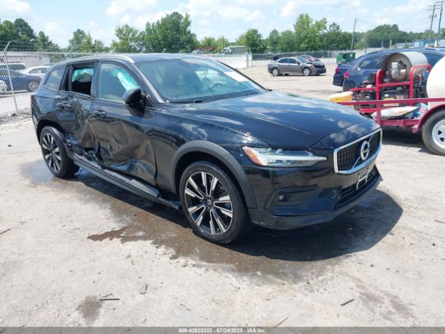 2021 VOLVO V60 CROSS COUNTRY YV4102WK3M1074020