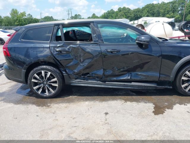 2021 VOLVO V60 CROSS COUNTRY YV4102WK3M1074020 Photo 5