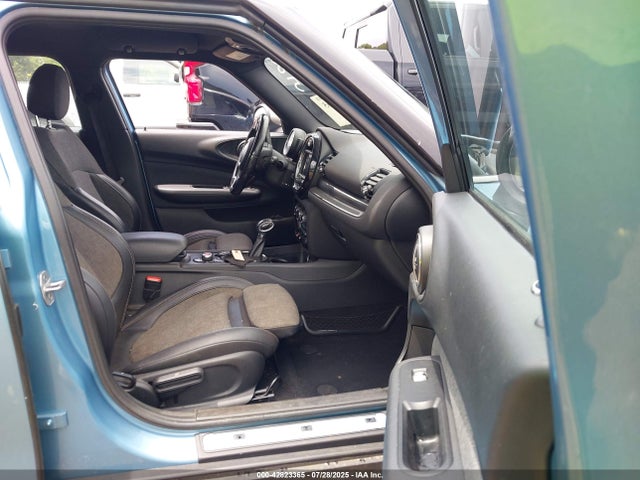 2017 MINI CLUBMAN WMWLN5C59H2E31858 Photo 4