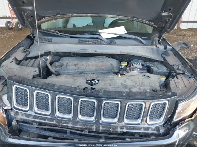 Jeep 2017 2017 3C4NJCBBXHT669314 Image 10
