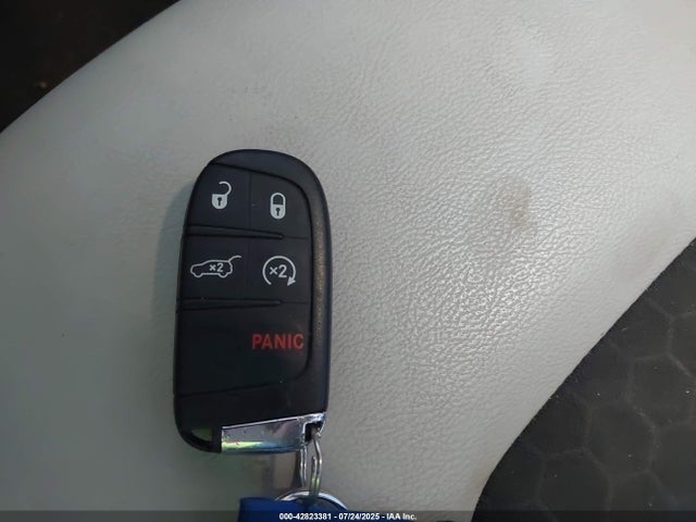 Jeep 2017 2017 3C4NJCBBXHT669314 Image 11