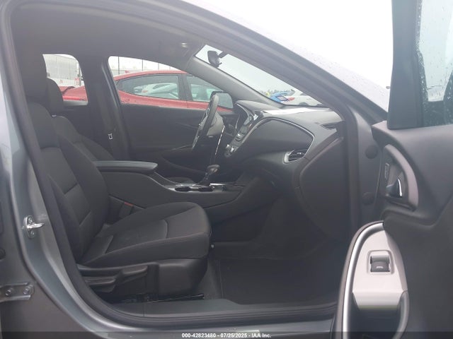 1G1ZD5ST5SF123401 Chevrolet lfv