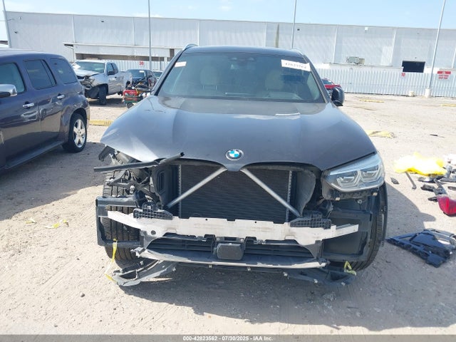 5UXTR9C58JLD59256 BMW X3