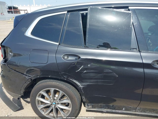 5UXTR9C58JLD59256 BMW X3
