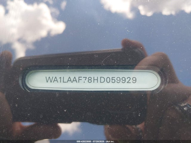 2017 AUDI Q7 WA1LAAF78HD059929 Photo 8