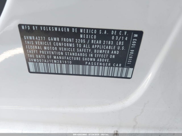 3VWD07AJ1EM281910 Volkswagen 2014