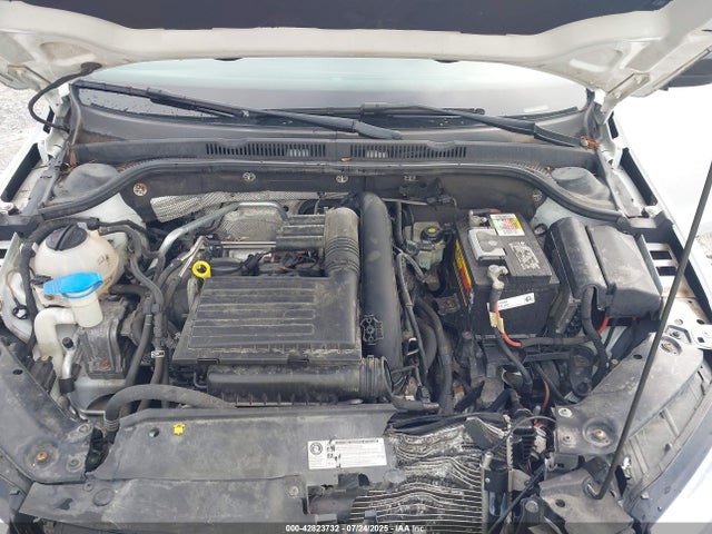 3VWD67AJXGM261429 Volkswagen 1.4t