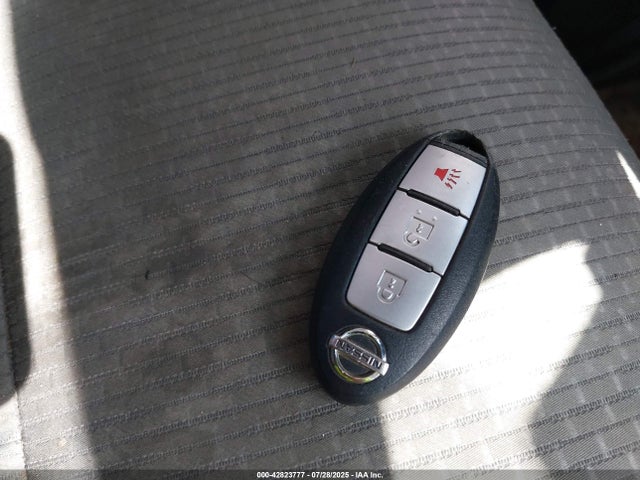1N6AA1R71HN565599 Nissan Titan
