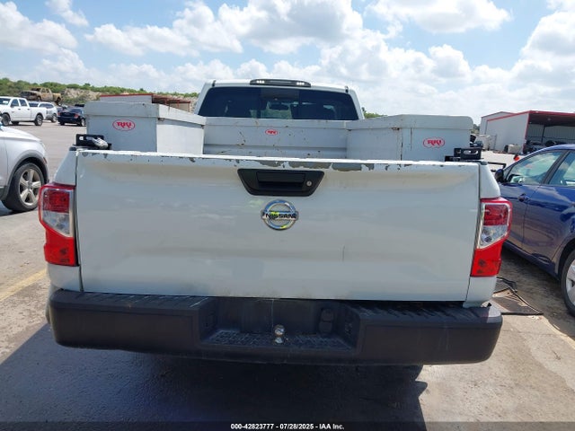 1N6AA1R71HN565599 Nissan Titan