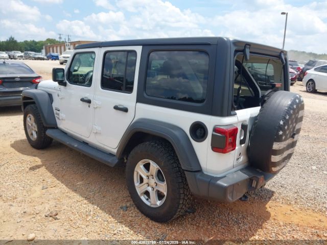 2018 JEEP WRANGLER UNLIMITED 1C4HJXDG7JW112339 Photo 2