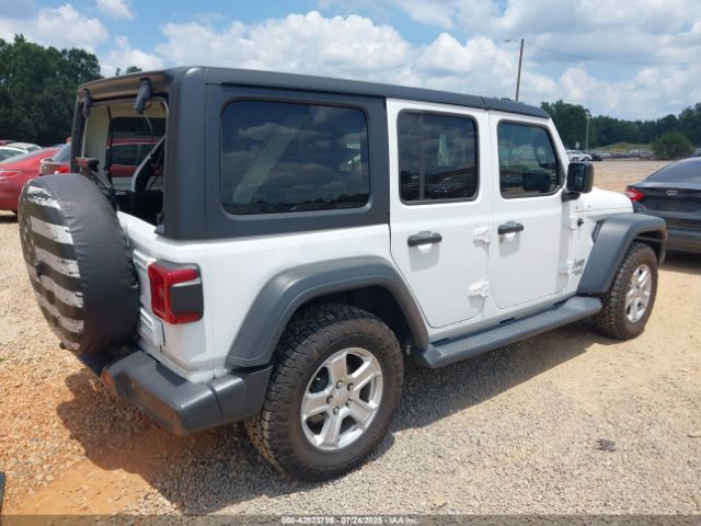 2018 JEEP WRANGLER UNLIMITED 1C4HJXDG7JW112339 Photo 3