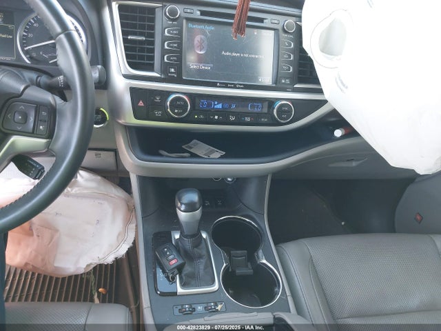 Toyota 2gr-fe 2016 5TDDKRFH8GS240756 Image 11