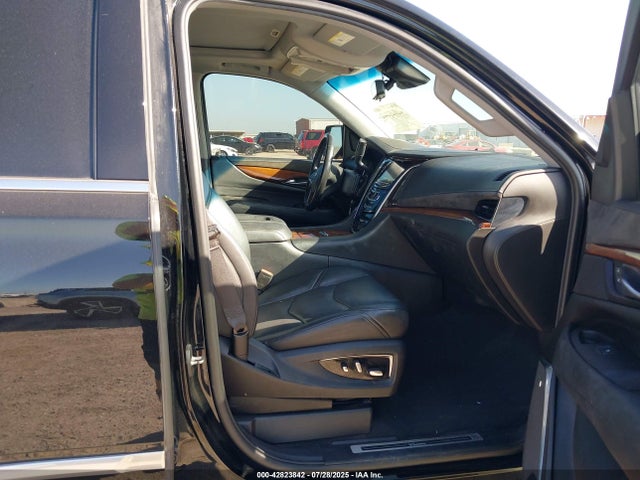 2019 CADILLAC ESCALADE ESV 1GYS4HKJXKR125761 Photo 4